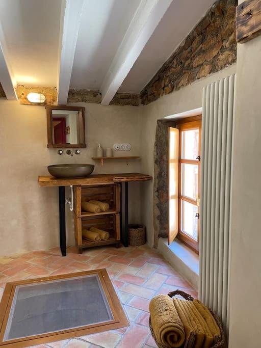 Masia Entre Vinedos Y Mar Holiday home *